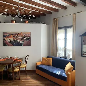 apt-bella-ciao-old-town.italymilanhotels.net/